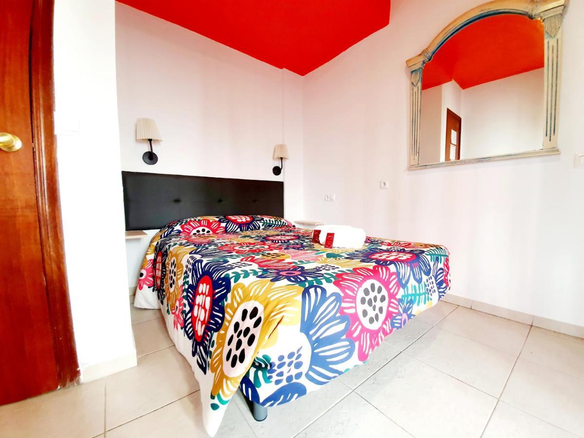 Hostel Arc House Ribera Only Adults Cordoba