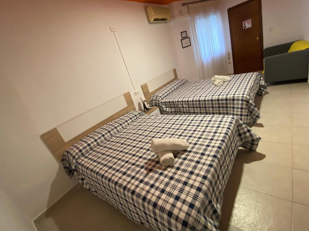 Arc House Ribera Only Adults Hostal *